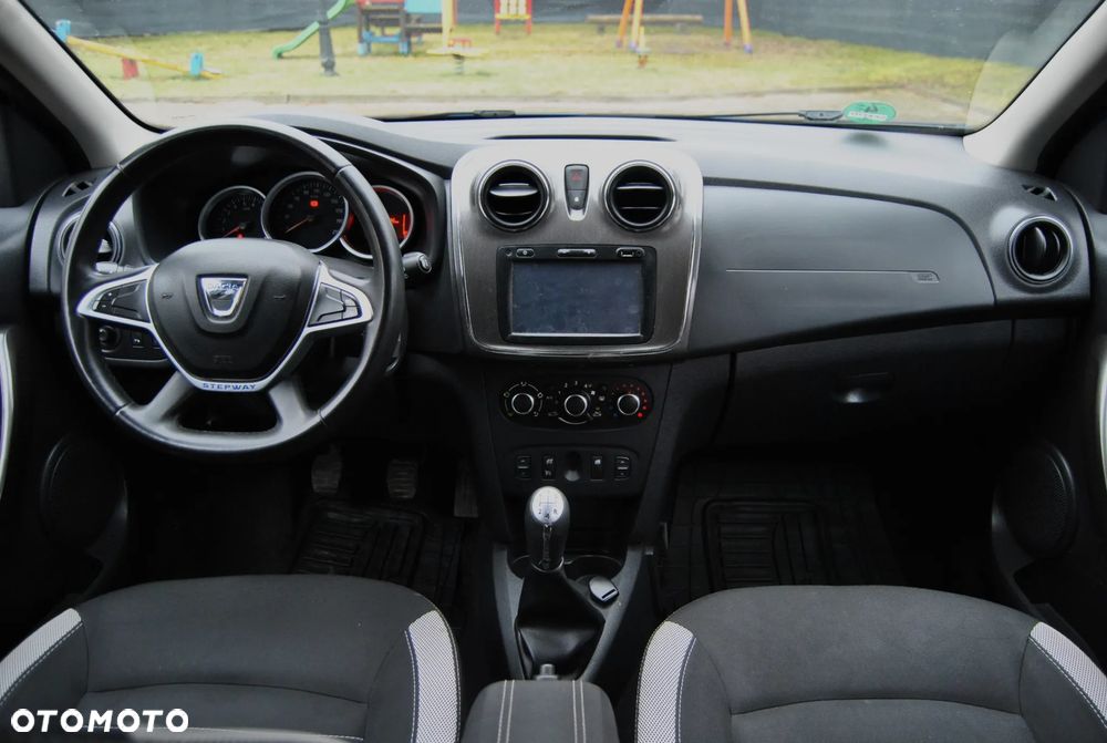 Dacia Logan dCi 90 (S&S) Stepway - 9