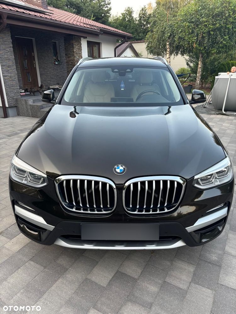 BMW X3 xDrive20d Luxury Line - 3