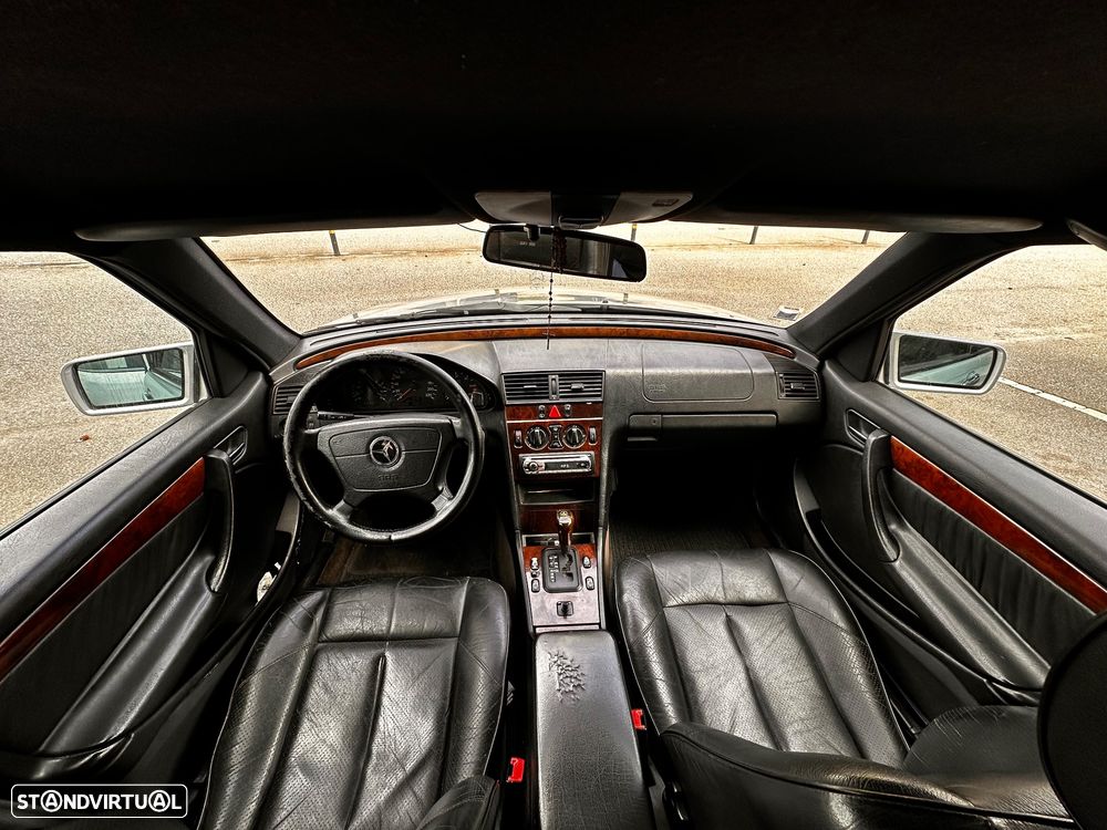 Mercedes-Benz C 250 - 10