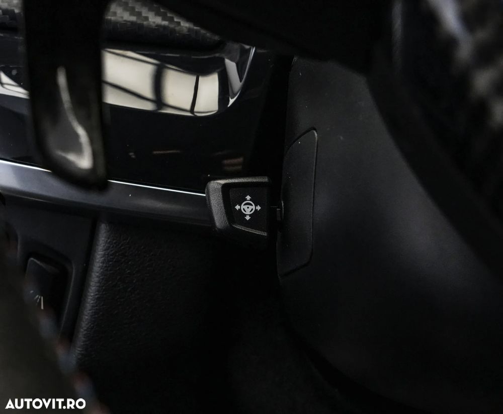 BMW X6 xDrive50i - 30