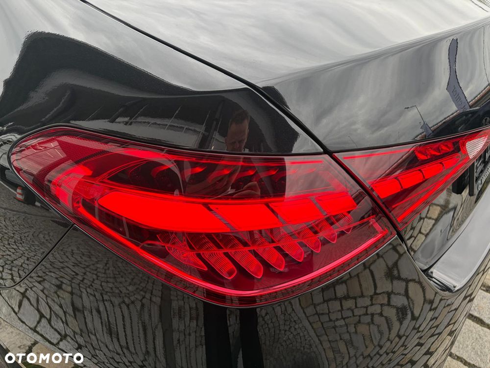 Mercedes-Benz Klasa C 180 mHEV AMG - 11