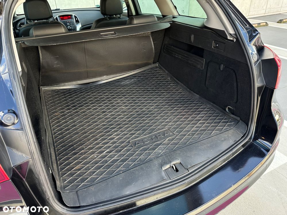 Opel Astra 1.4 T Cosmo S&S - 21