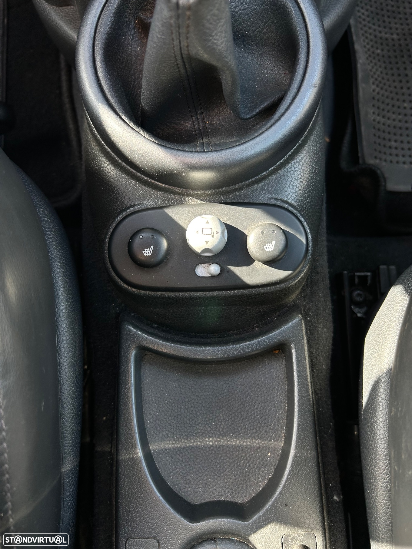 MINI Cabrio Cooper - 37
