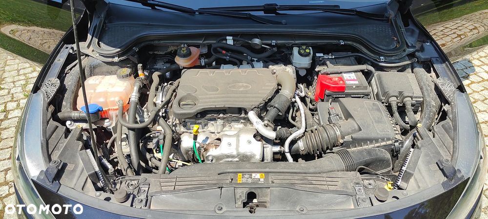 Ford Focus 1.5 EcoBlue Start-Stopp-System ST-LINE X - 27