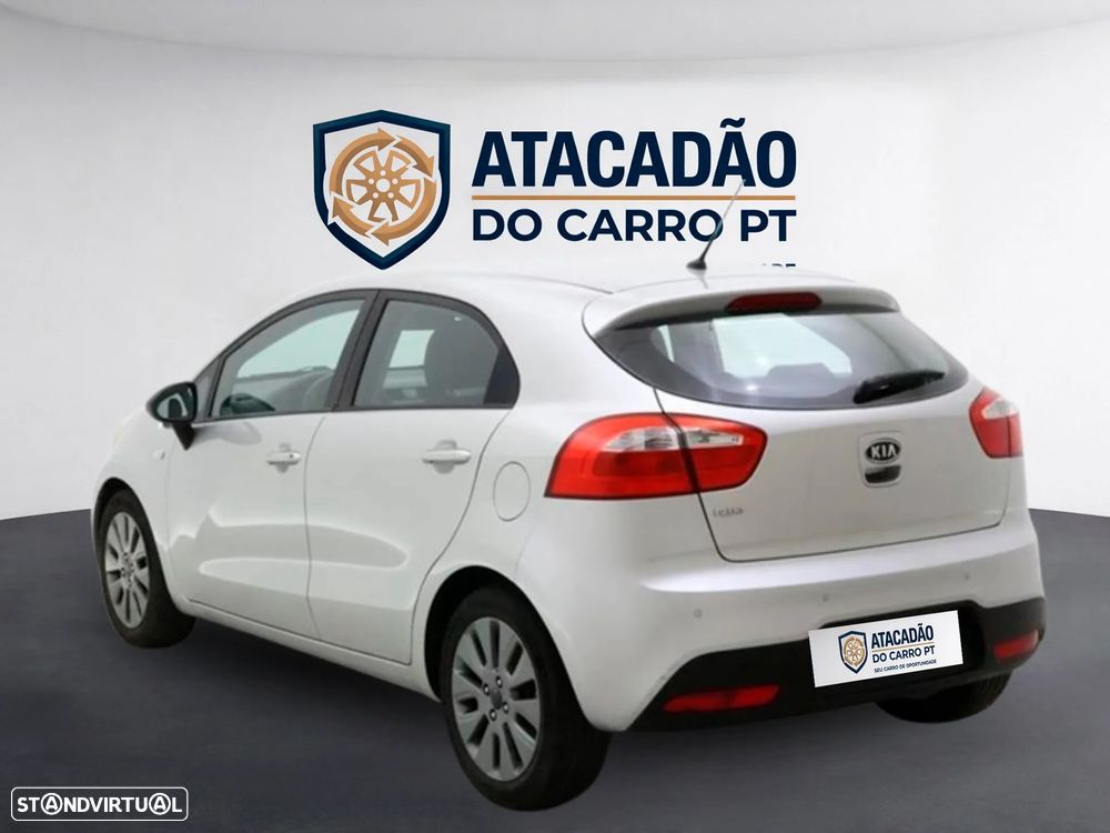 Kia Rio - 7