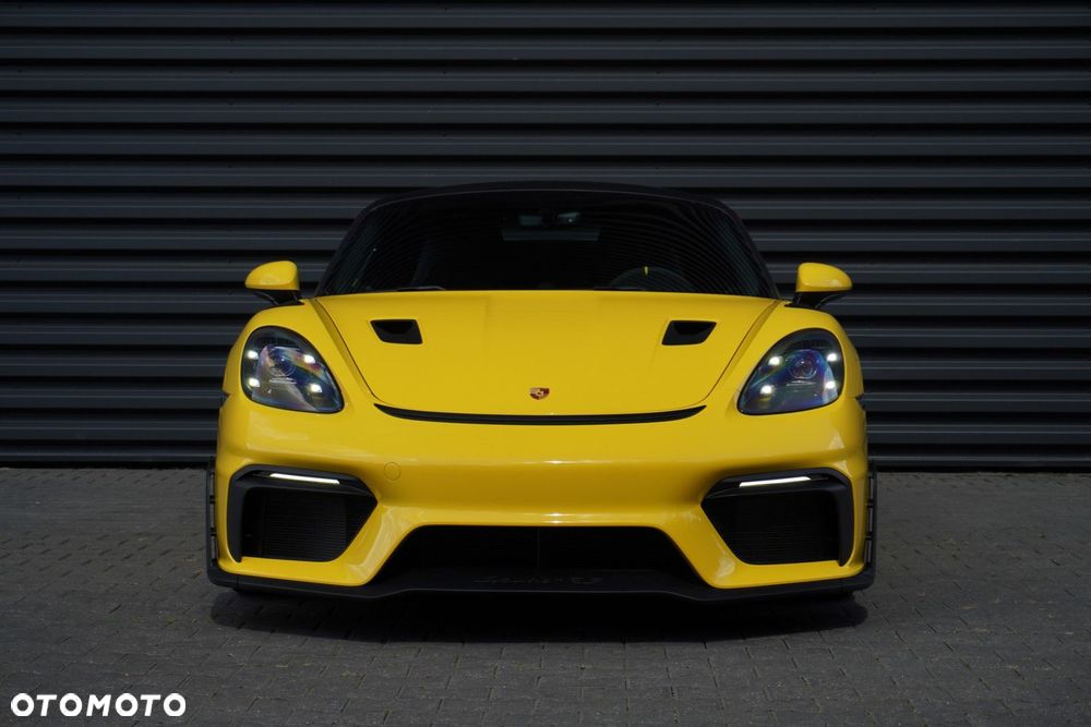 Porsche 718 Spyder - 2