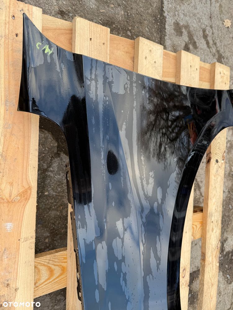 BŁOTNIK LEWY PRZÓD OPEL ASTRA L VI 403078B02 CZARNY METALIK W KOLOR - 5