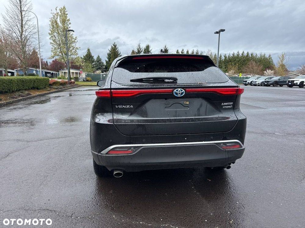 Toyota Venza - 5