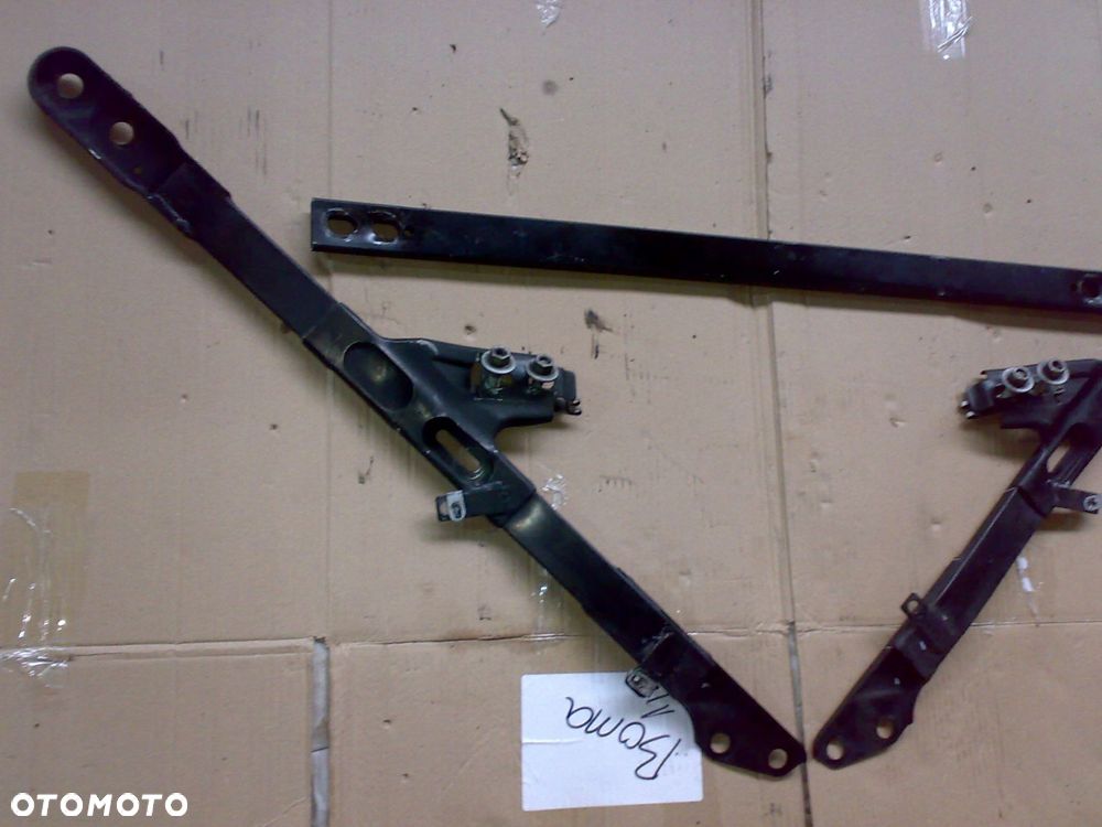 cadillac cts iii 2015 - sanki ława przednie wspornik sanek przód - 2