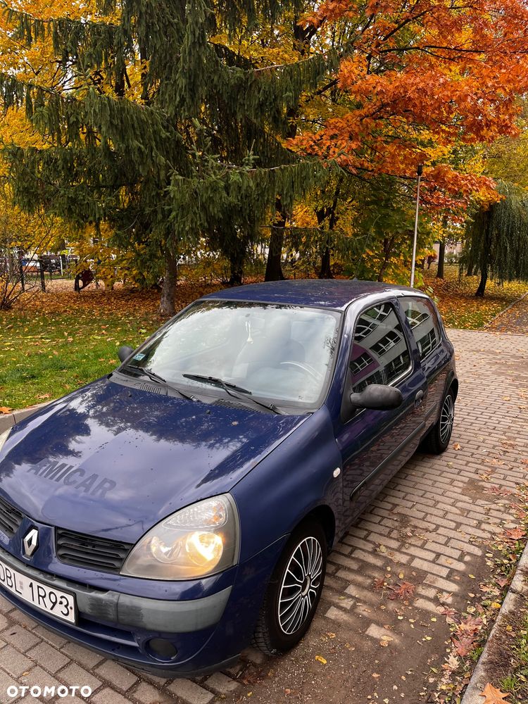 Renault Clio - 2