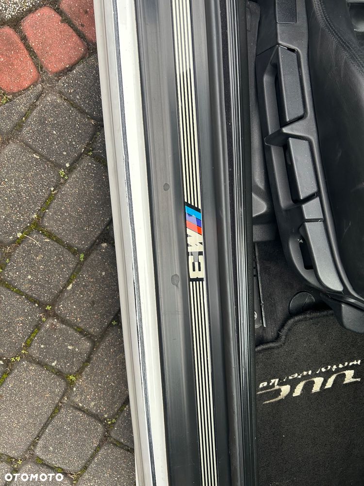 BMW M3 Standard - 24