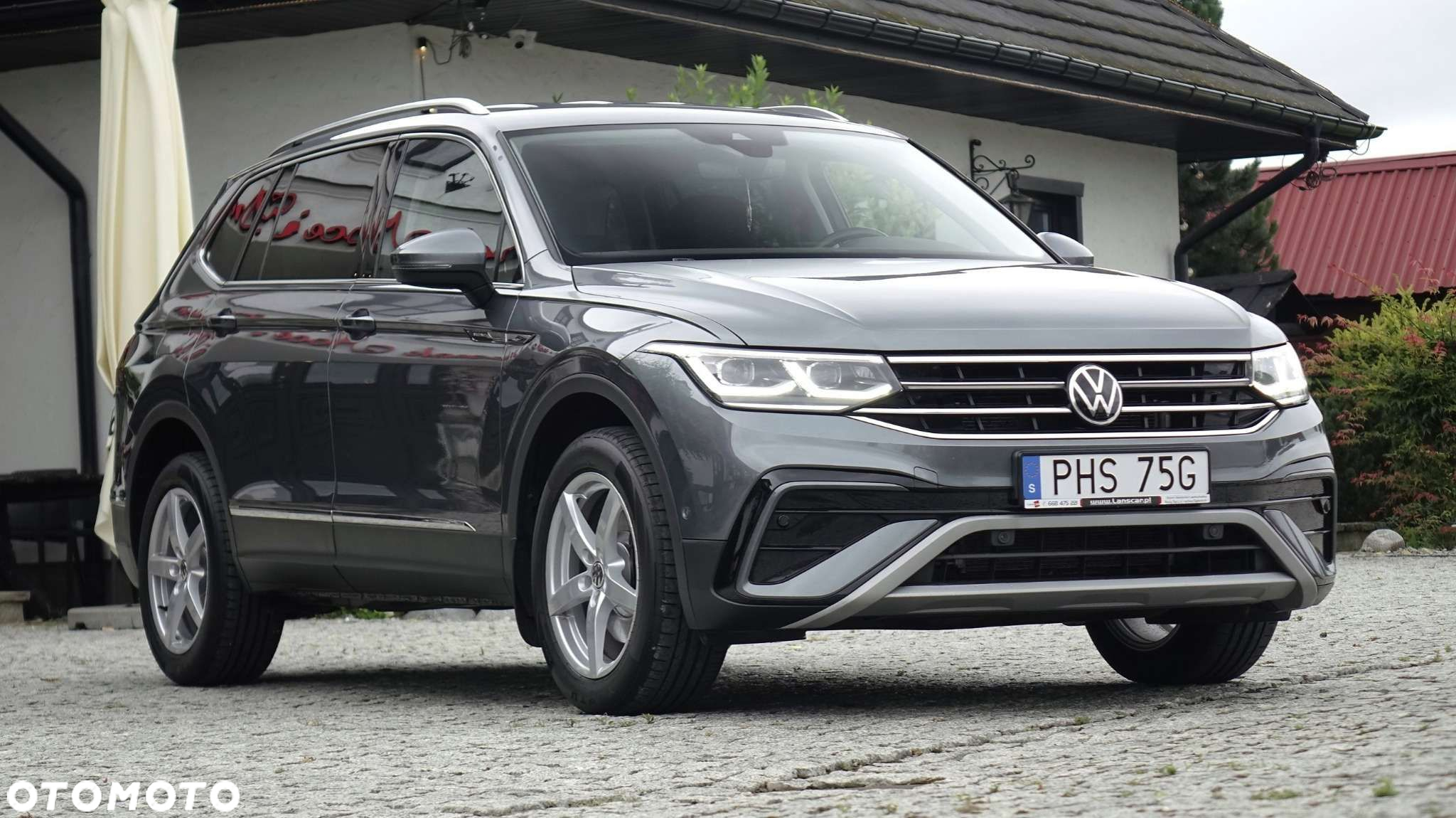 Volkswagen Tiguan Allspace - 16