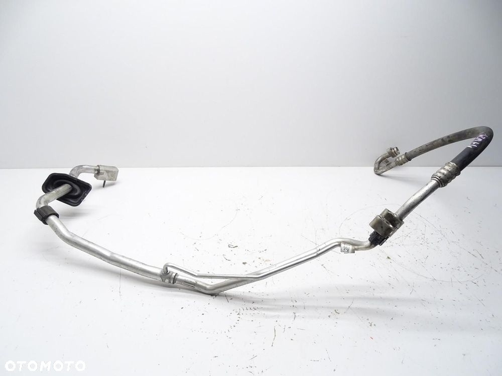 PRZEWÓD WĄŻ RURA KLIMATYZACJI 8W0816738Q 8W0816743B 2.0 TDI AUDI A4 B9 - 1