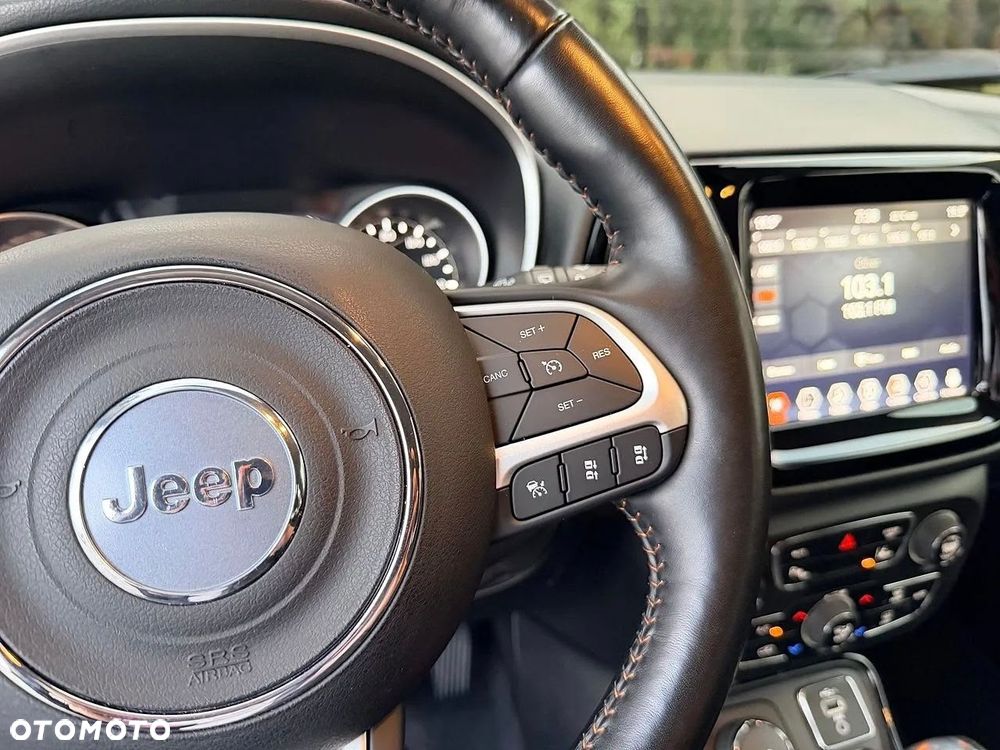 Jeep Compass 2.4I 4x4 CVT Limited - 15