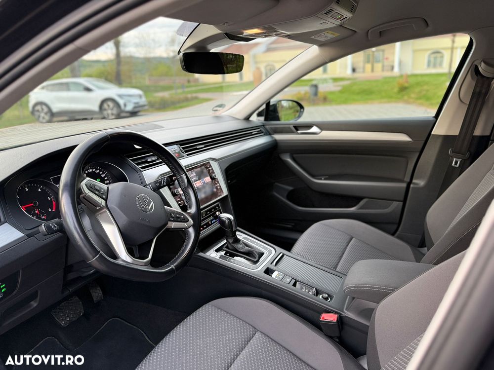 Volkswagen Passat 2.0 TDI DSG Advance - 9