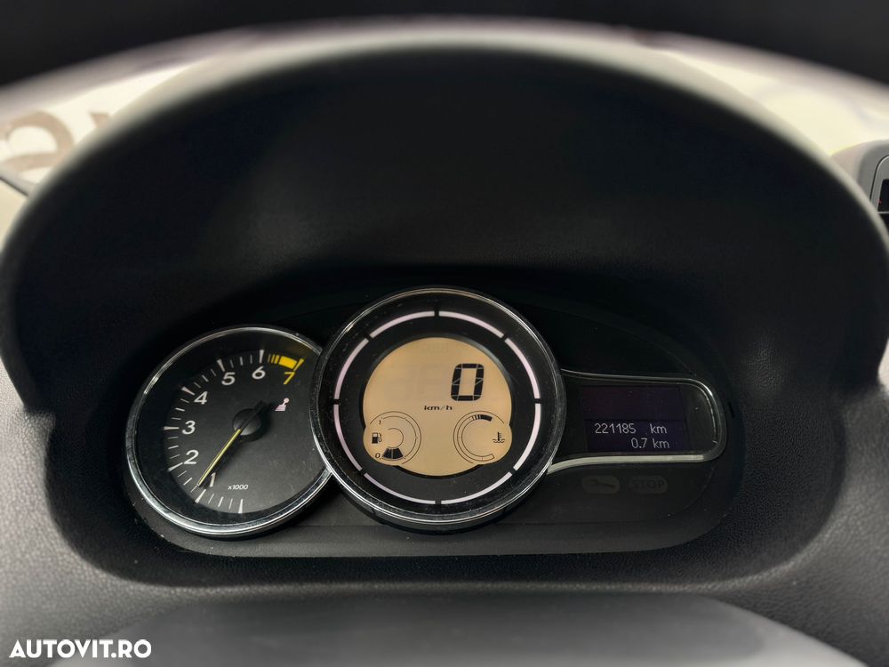 Renault Megane - 24