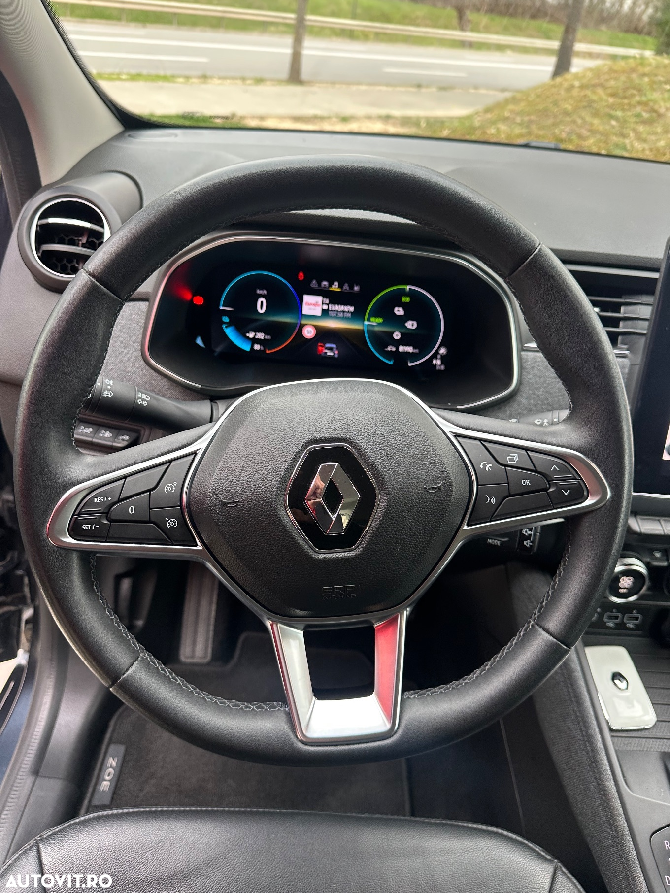 Renault ZOE EV50 135hp Evolution - 11