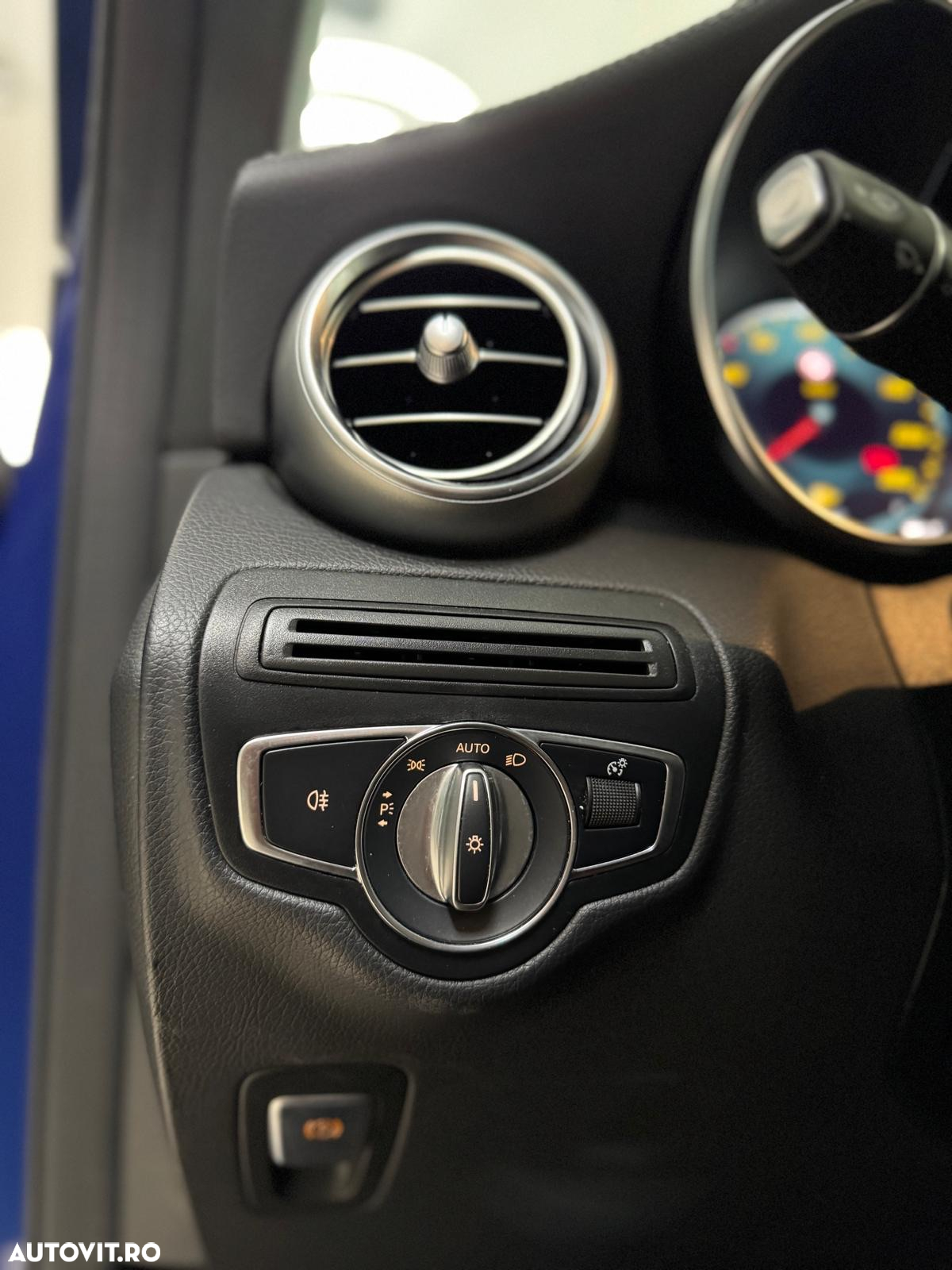 Mercedes-Benz GLC Coupe 300 e 4Matic 9G-TRONIC AMG Line Plus - 28