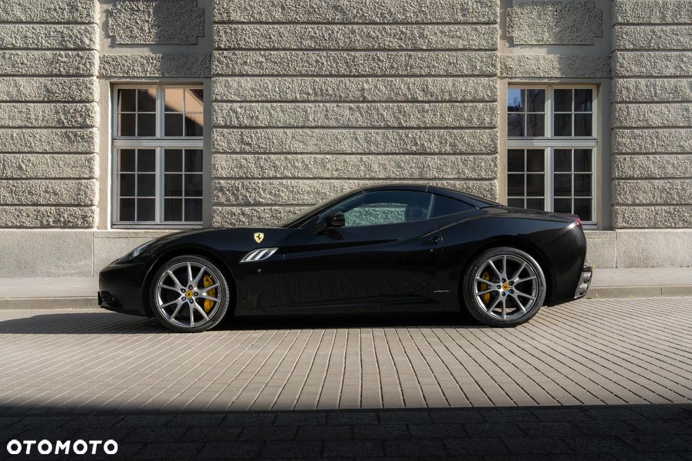 Ferrari California F1 DCT - 2