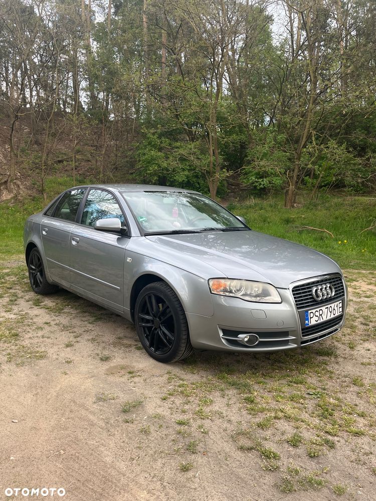Audi A4 Limousine - 10