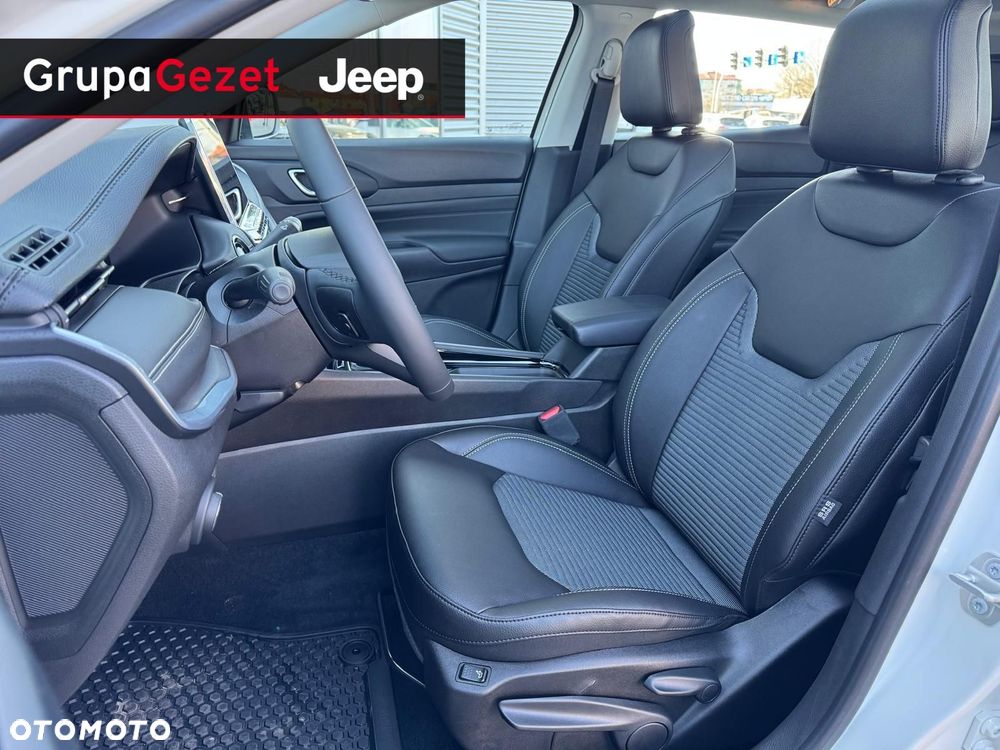 Jeep Compass - 10