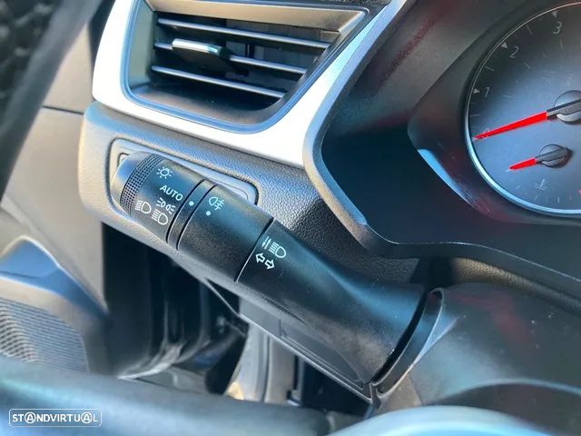 Renault Captur TCe Mild Hybrid 140 GPF EQUILIBRE - 18