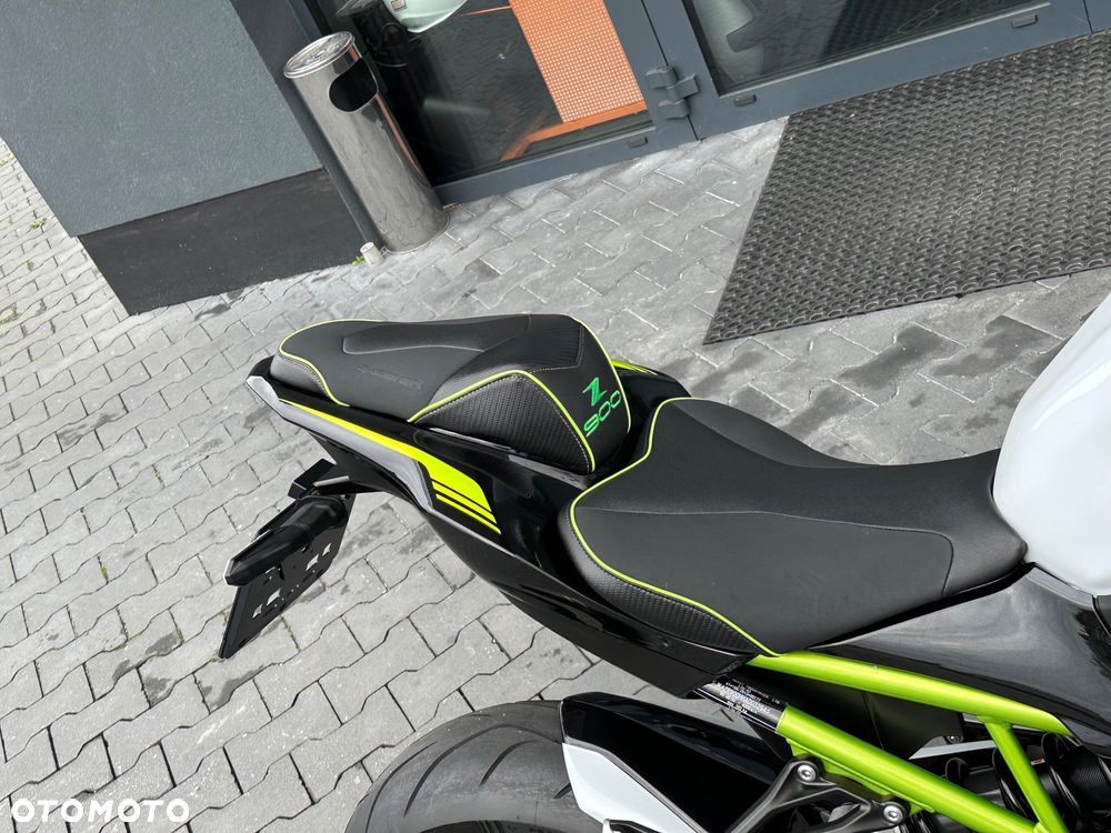 Kawasaki Z 900 - 12