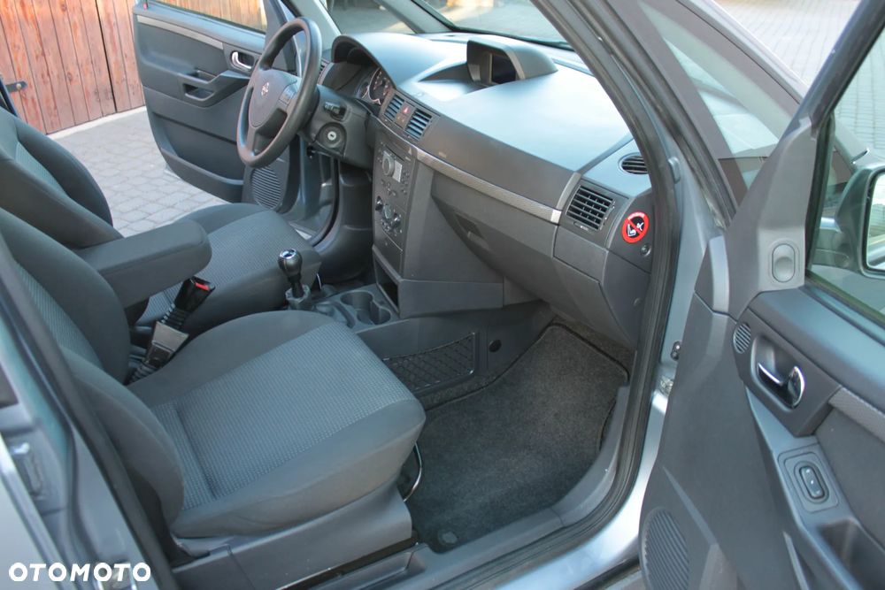 Opel Meriva - 12