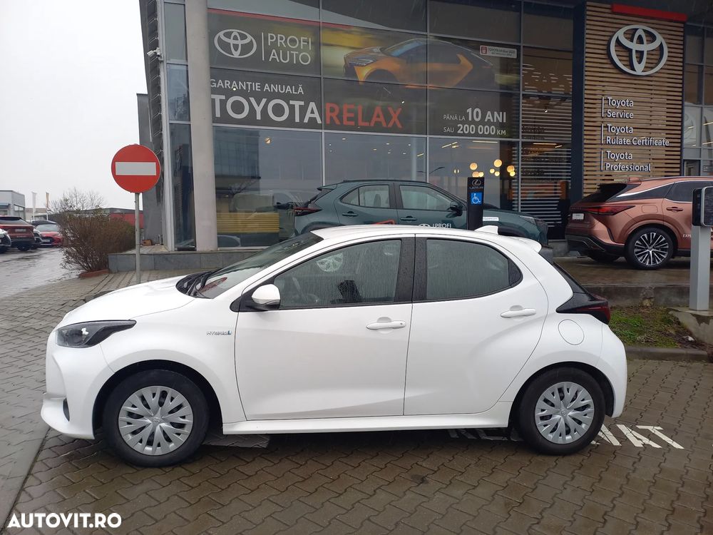 Toyota Yaris 1.5 VVT-i HSD Active - 4