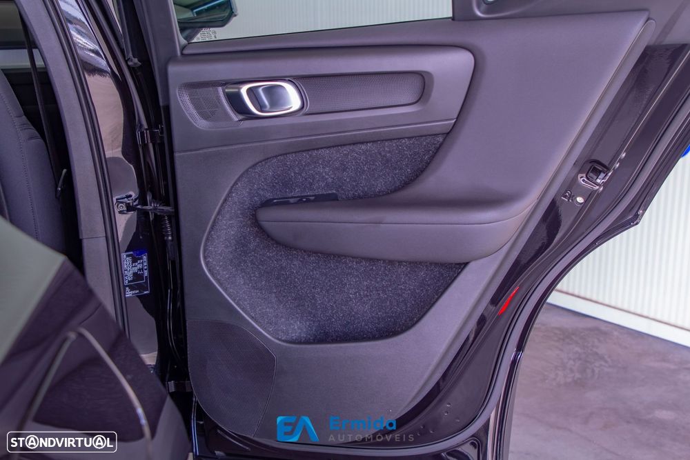 Volvo XC 40 - 34
