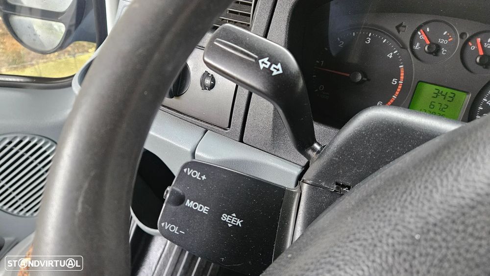 Ford Transit Caixa Aberta + Cab. Dupla - 17