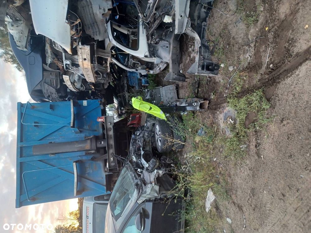 ĆWIARTKA PODŁUŻNICA LEWY PRZÓD LEXUS IS II - 11