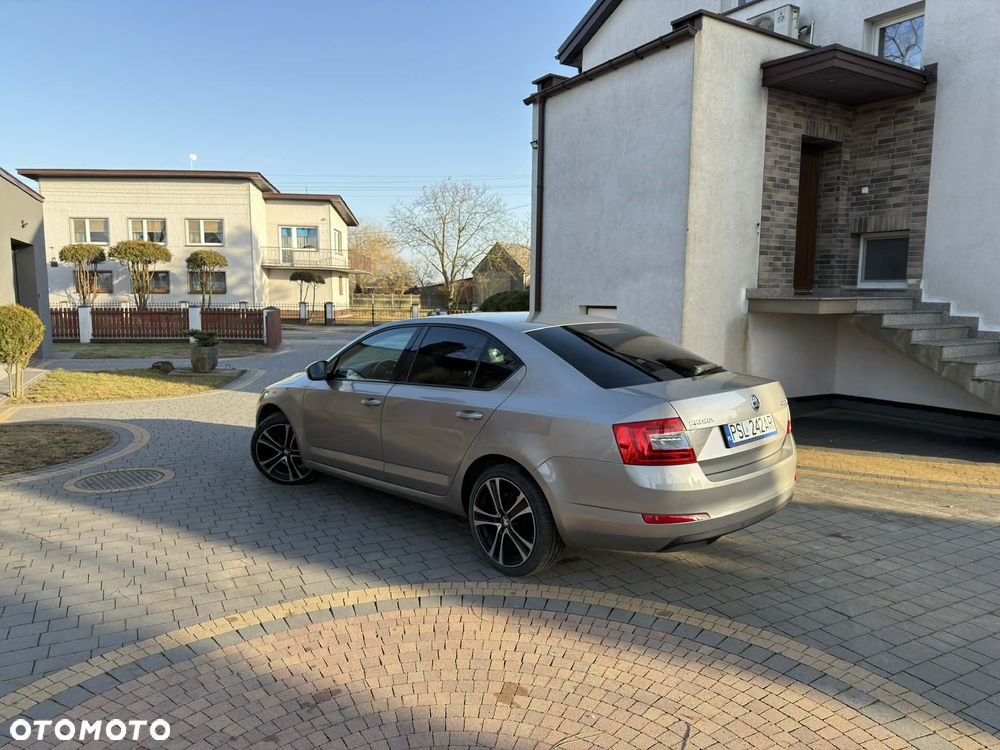 Skoda Octavia 2.0 TDI Edition - 3