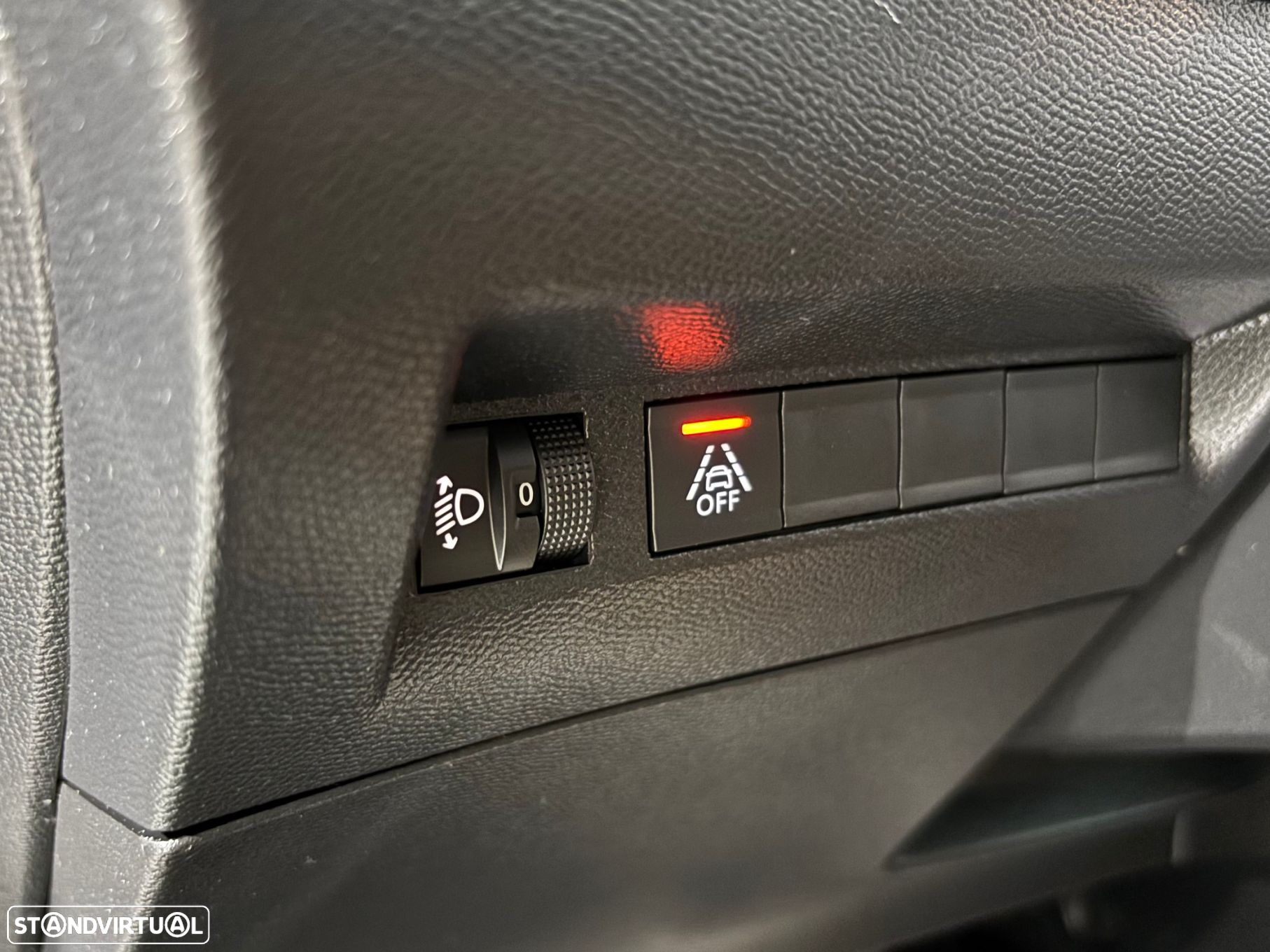 Peugeot e-208 50 kWh Allure Pack - 24