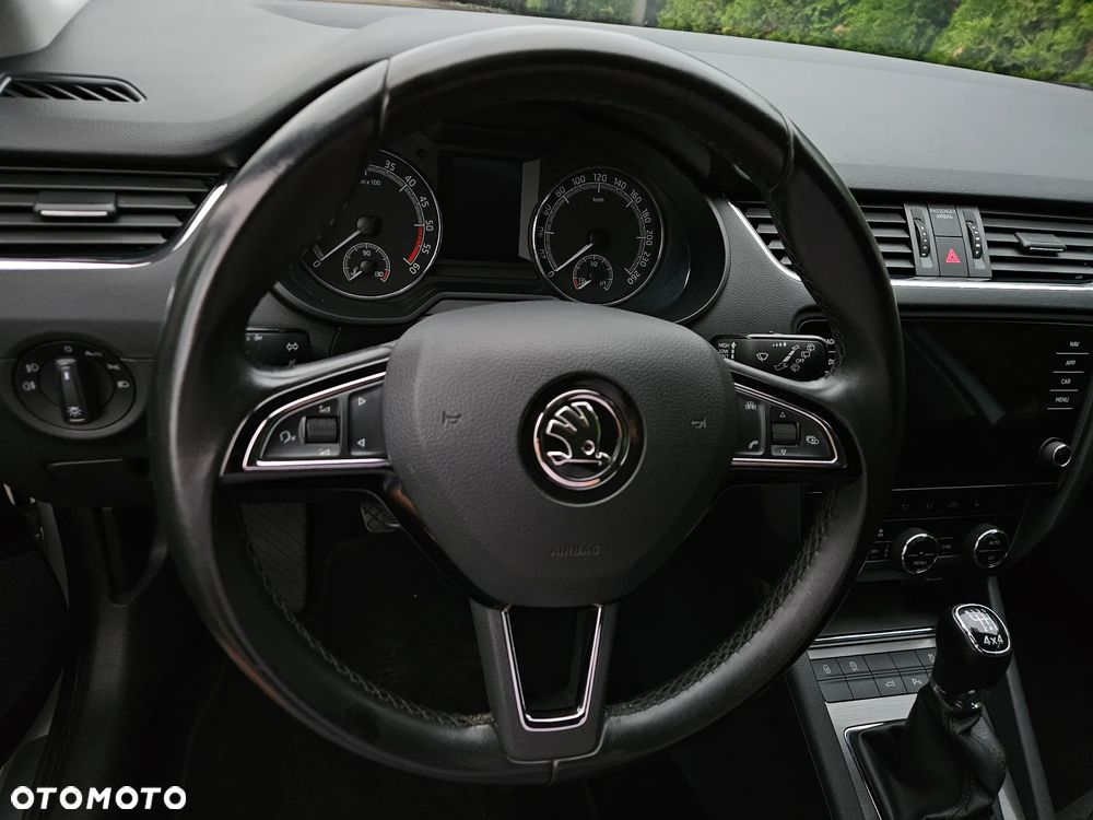 Skoda Octavia 2.0 TDI 4x4 Clever - 33