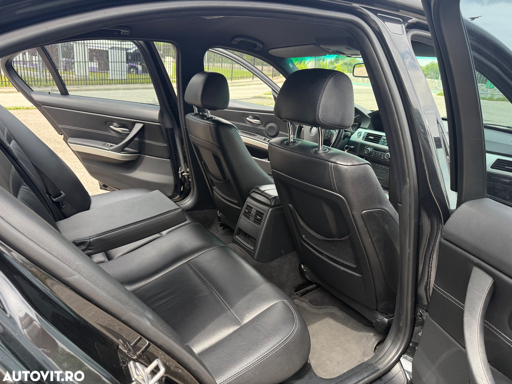 BMW Seria 3 320d Cabriolet - 12