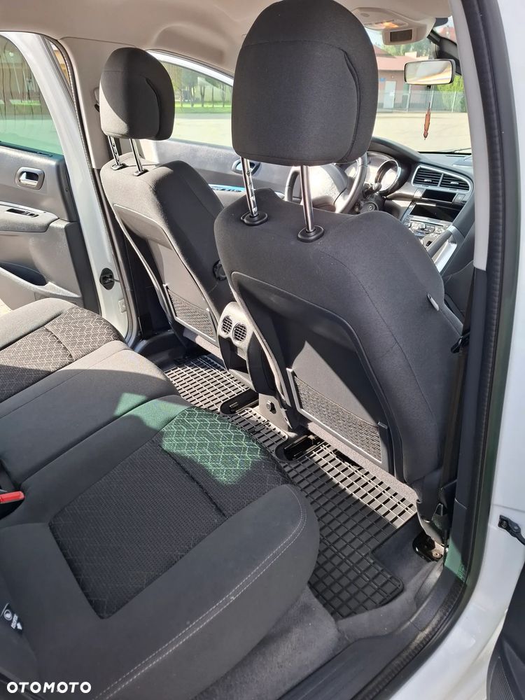 Peugeot 3008 - 13