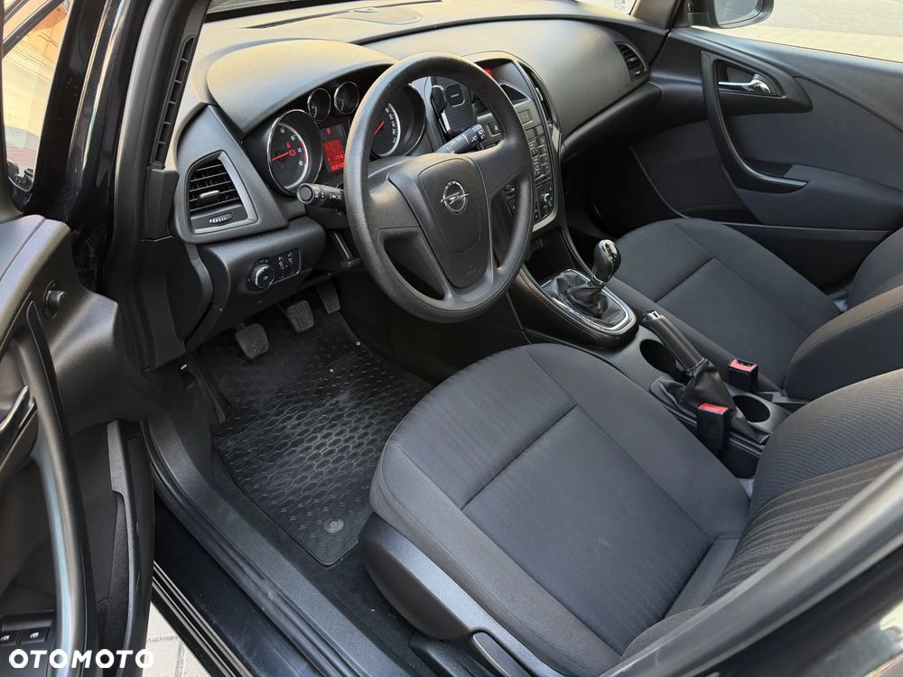 Opel Astra - 4