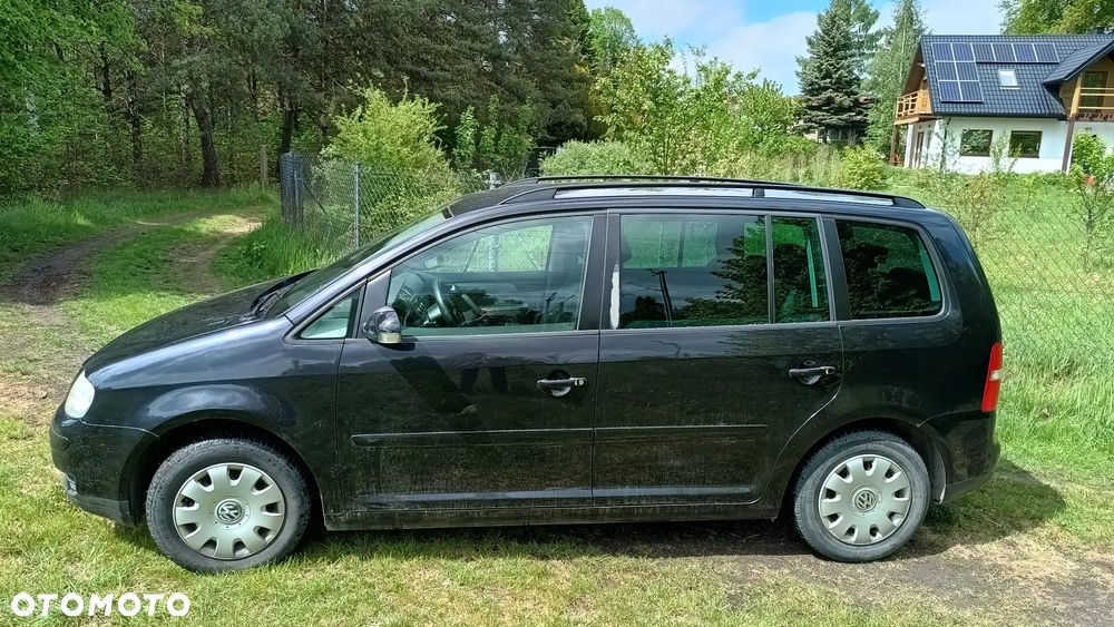 Volkswagen Touran 1.6 - 2