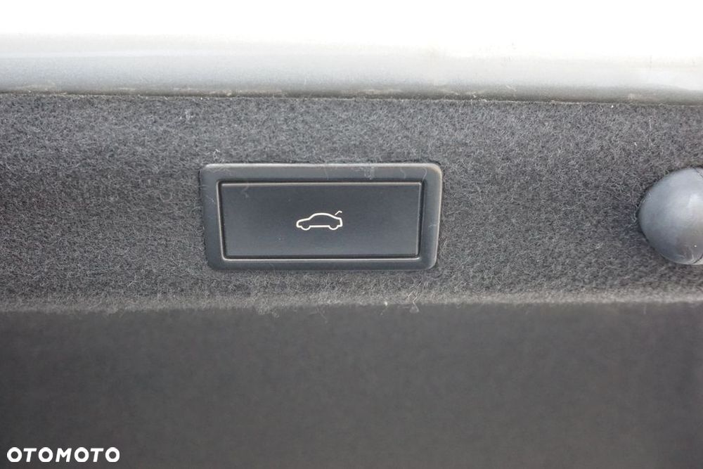 Skoda Superb 2.0 TDI Ambition - 14