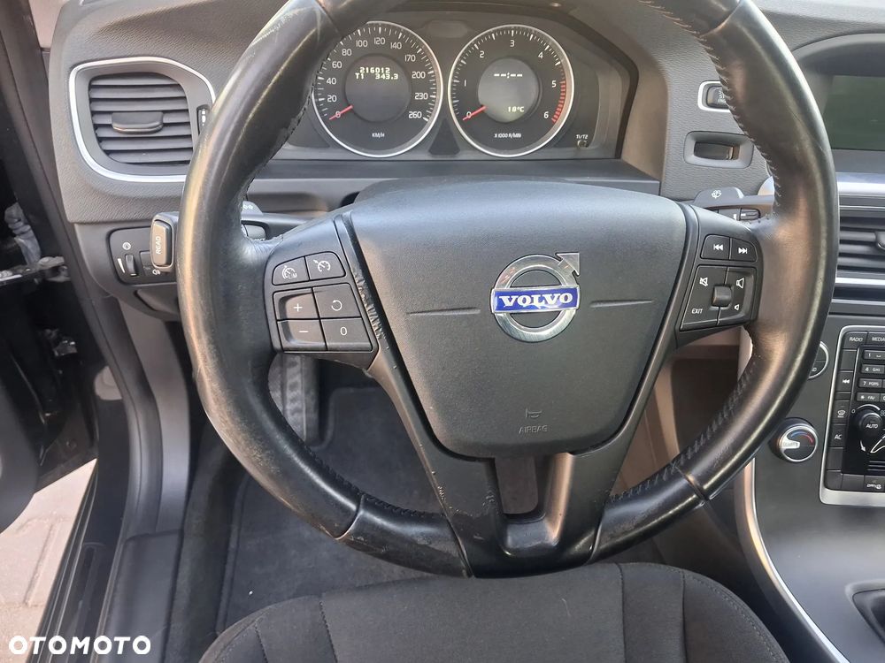 Volvo S60 DRIVe Kinetic - 24