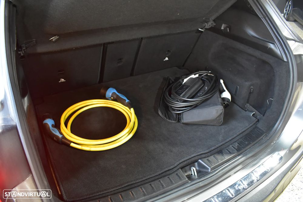 Mercedes-Benz EQA 250 AMG Line - 54