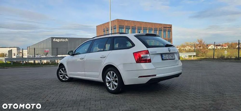 Skoda Octavia ver-iii-kombi-17--20 - 4