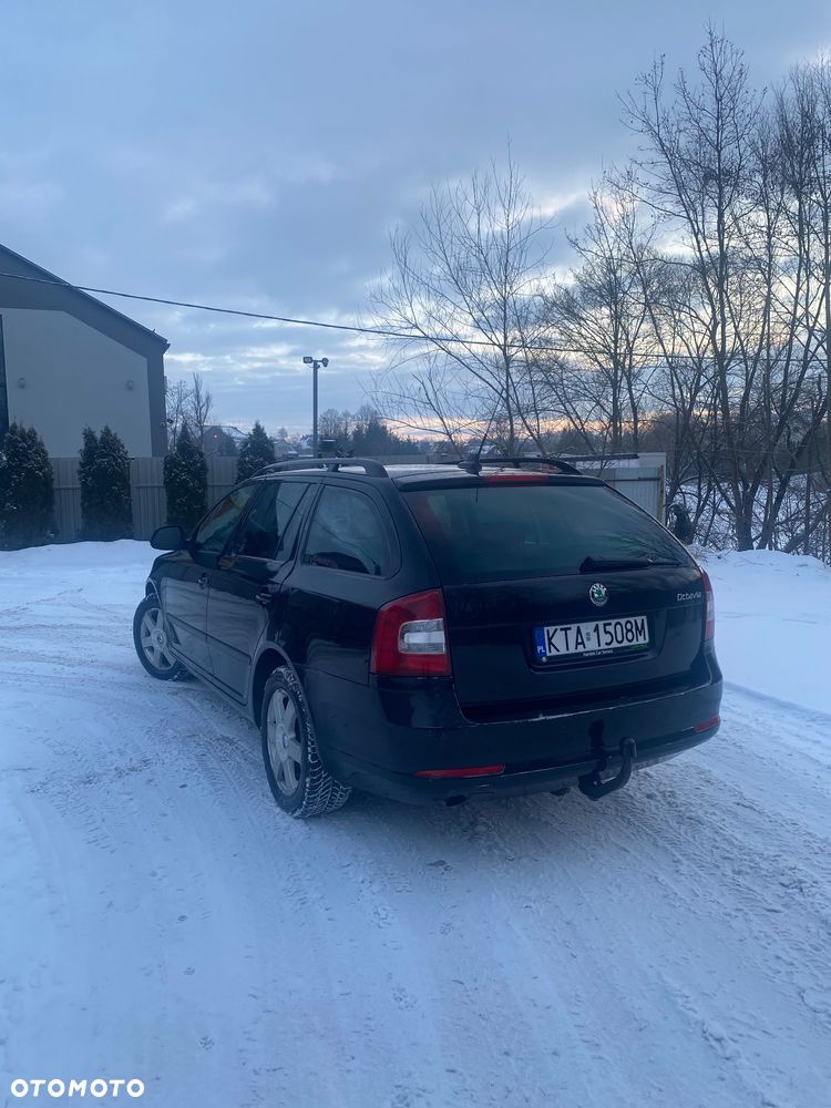 Skoda Octavia 2.0 TDI DPF Ambition - 3