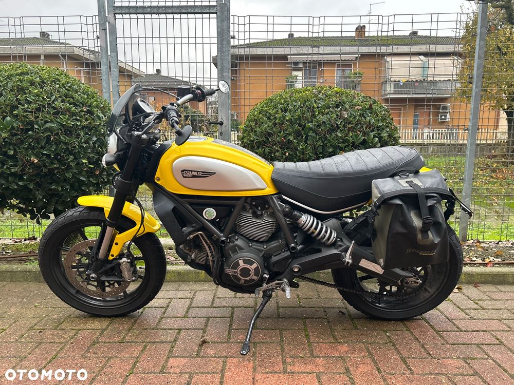 Ducati Scrambler - 1