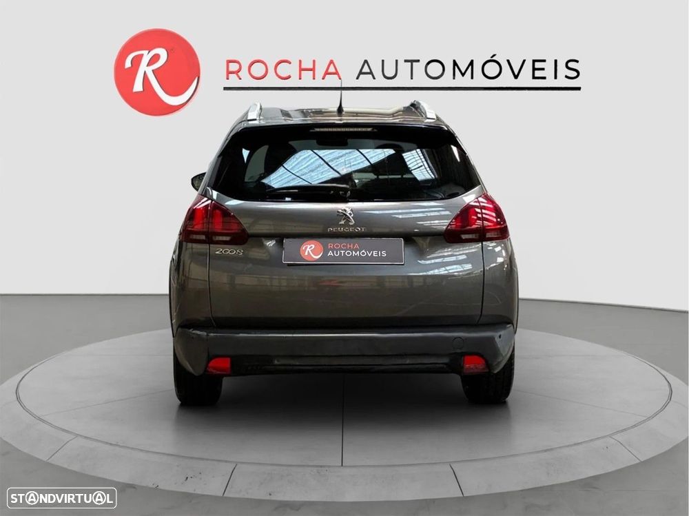 Peugeot 2008 1.2 PureTech Active - 9