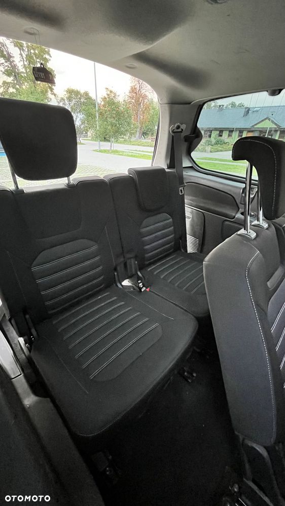 Ford Galaxy 2.0 TDCi Trend - 19