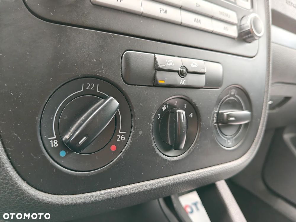 Volkswagen Golf 1.9 TDI Comfortline - 31