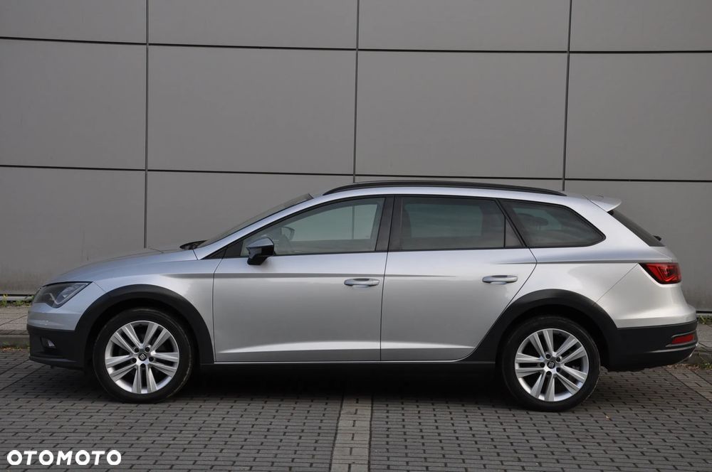 Seat Leon Sportstourer 2.0 TDI Start&Stop 4Drive X-Perience - 4