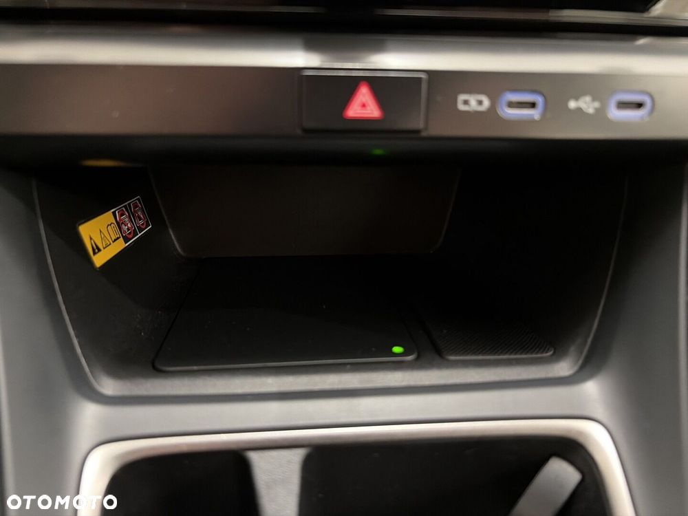 Lexus LBX 1.5 Hybrid - 18